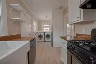 1110 E 24th St, Houston, TX 77009 - Photo 11