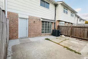 11437 Beechnut St, Houston, TX 77072 - Photo 13
