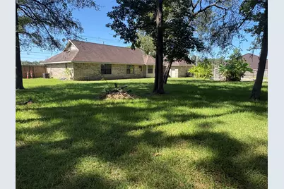 8874 Spring Woods Drive, Montgomery, TX 77316 - Photo 5