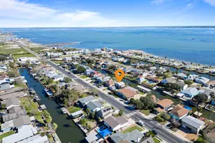 3211 Laguna Shores Rd, Corpus Christi, TX 78418 - Photo 11