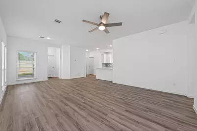 9746 Enclave Ridge Road, Willis, TX 77318 - Photo 7