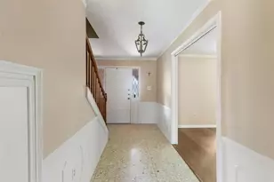 2210 Laurel Hill Dr, Kingwood, TX 77339 - Photo 3