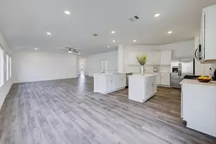 10903 Water Hyssop Ln, Cypress, TX 77433 - Photo 19