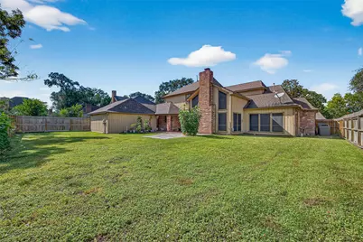 14819 Alderwick Drive, Sugar Land, TX 77498 - Photo 31