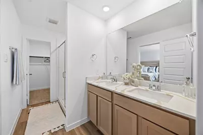 1058 Wheatley Oak Lane, Houston, TX 77091 - Photo 13