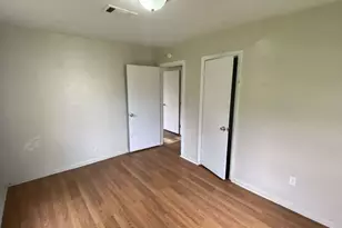 5715 Belmark St, Houston, TX 77033 - Photo 13