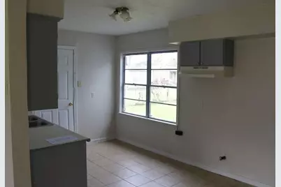 5715 Belmark Street, Houston, TX 77033 - Photo 7