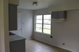 5715 Belmark St, Houston, TX 77033 - Photo 7