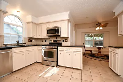 14706 W Bend Drive, Houston, TX 77082 - Photo 11