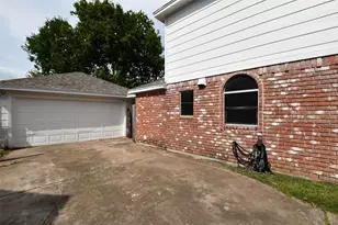 14706 W Bend Dr, Houston, TX 77082 - Photo 5