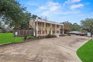 1106 Ave O, Huntsville, TX 77340 - Photo 39