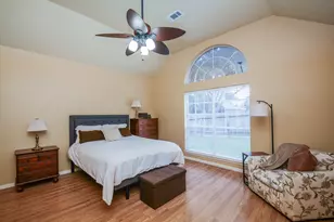 15306 Park Glen Dr, Sugar Land, TX 77498 - Photo 11