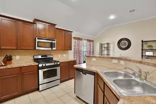 8826 Misty Meadow Creek Ln, Humble, TX 77338 - Photo 9