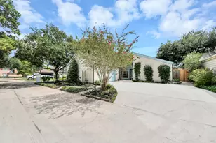 12800 Briar Forest Dr, Houston, TX 77077 - Photo 37