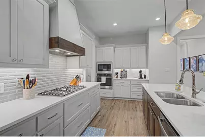 3555 Chantilly Path, Bryan, TX 77808 - Photo 9