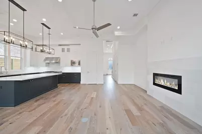 7550 Little Caprese Lane, Houston, TX 77055 - Photo 9