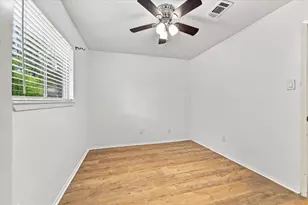 44 S Waxberry Rd, The Woodlands, TX 77381 - Photo 23