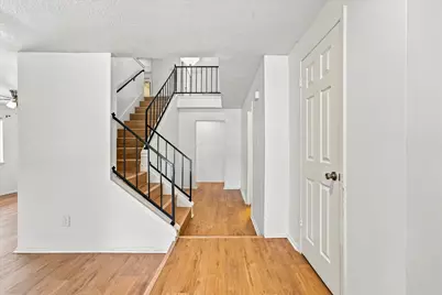 44 S Waxberry Road, The Woodlands, TX 77381 - Photo 3