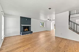 44 S Waxberry Rd, The Woodlands, TX 77381 - Photo 7