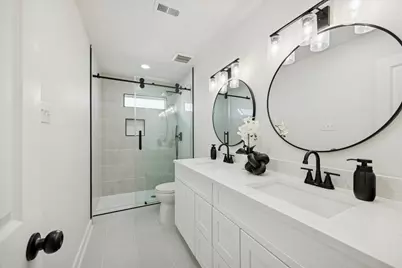 1615 Turtle Creek Drive, Missouri City, TX 77459 - Photo 9