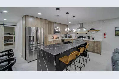 5539 Edith Street, Houston, TX 77081 - Photo 9
