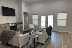 12282 N Chestnut Hls Dr, Conroe, TX 77303 - Photo 3