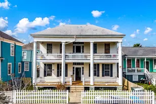 1524 Mechanic St, Galveston, TX 77550 - Photo 1