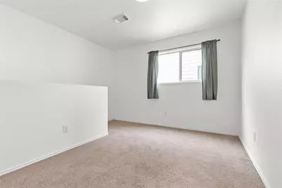14438 Cannata Drive, Houston, TX 77045 - Photo 11