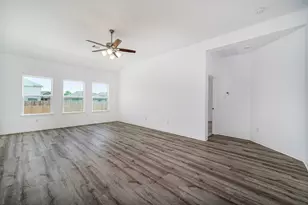 13054 Laura Lake Dr, Willis, TX 77318 - Photo 5