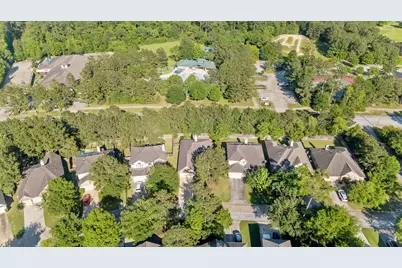 14 N Queenscliff Circle, The Woodlands, TX 77382 - Photo 15
