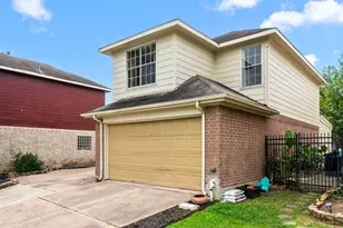 11607 Zarroll Dr, Houston, TX 77099 - Photo 3