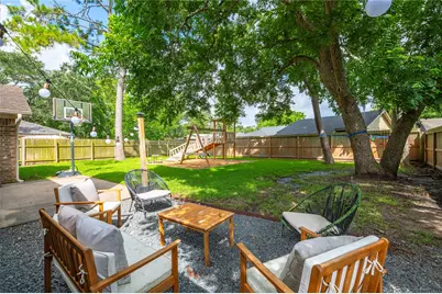5110 Tashkent Drive, Friendswood, TX 77546 - Photo 29