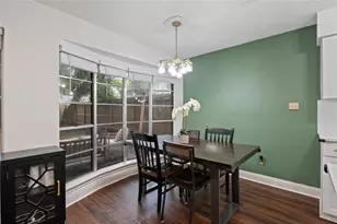 5110 Tashkent Dr, Friendswood, TX 77546 - Photo 11