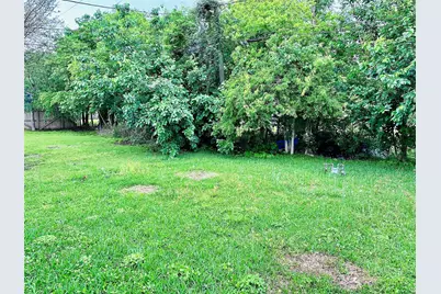 2005 Utah Street, Baytown, TX 77520 - Photo 3