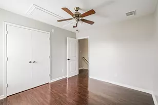12018 Madison Oak St, Houston, TX 77038 - Photo 23