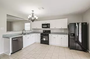 12018 Madison Oak St, Houston, TX 77038 - Photo 13