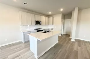 12198 Ridge Top Dr, Conroe, TX 77304 - Photo 7