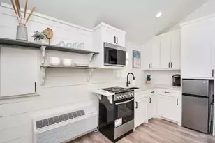 5324 Avenue L, Galveston, TX 77551 - Photo 9