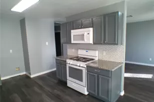 10133 Teneha Dr, Houston, TX 77033 - Photo 3