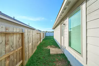 18598 Cepagatti Drive, New Caney, TX 77357 - Photo 33