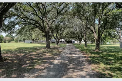 20515 Kickapoo Road, Waller, TX 77484 - Photo 29