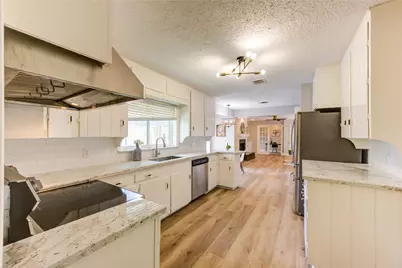 3402 Gannett Street, Houston, TX 77025 - Photo 7