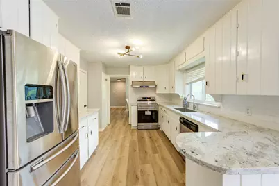 3402 Gannett Street, Houston, TX 77025 - Photo 11