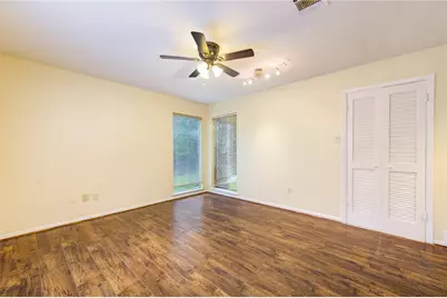 12810 Chaseland Lane, Houston, TX 77077 - Photo 17