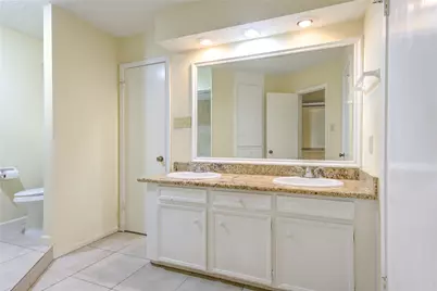 12810 Chaseland Lane, Houston, TX 77077 - Photo 25