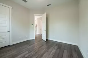 963 Lilly Flower Ln, Houston, TX 77091 - Photo 13