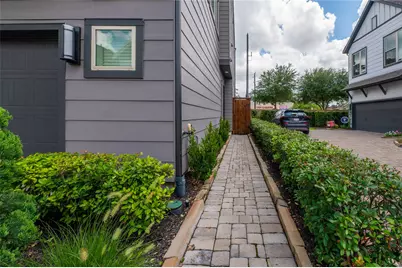 963 Lilly Flower Lane, Houston, TX 77091 - Photo 5