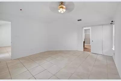 19635 Vernier Woods Lane, Spring, TX 77379 - Photo 9