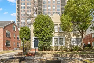 1740 Wroxton Ct, Houston, TX 77005 - Photo 1