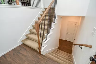 18 Cheswood Manor Drive, The Woodlands, TX 77382 - Photo 11